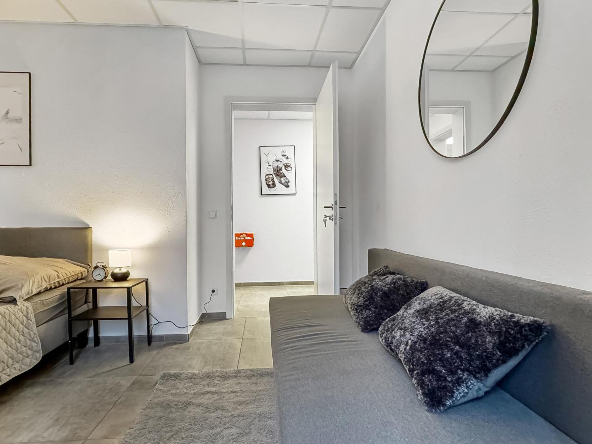 Group Friendly Comfort Central Stuttgart Apartment Екстер'єр фото