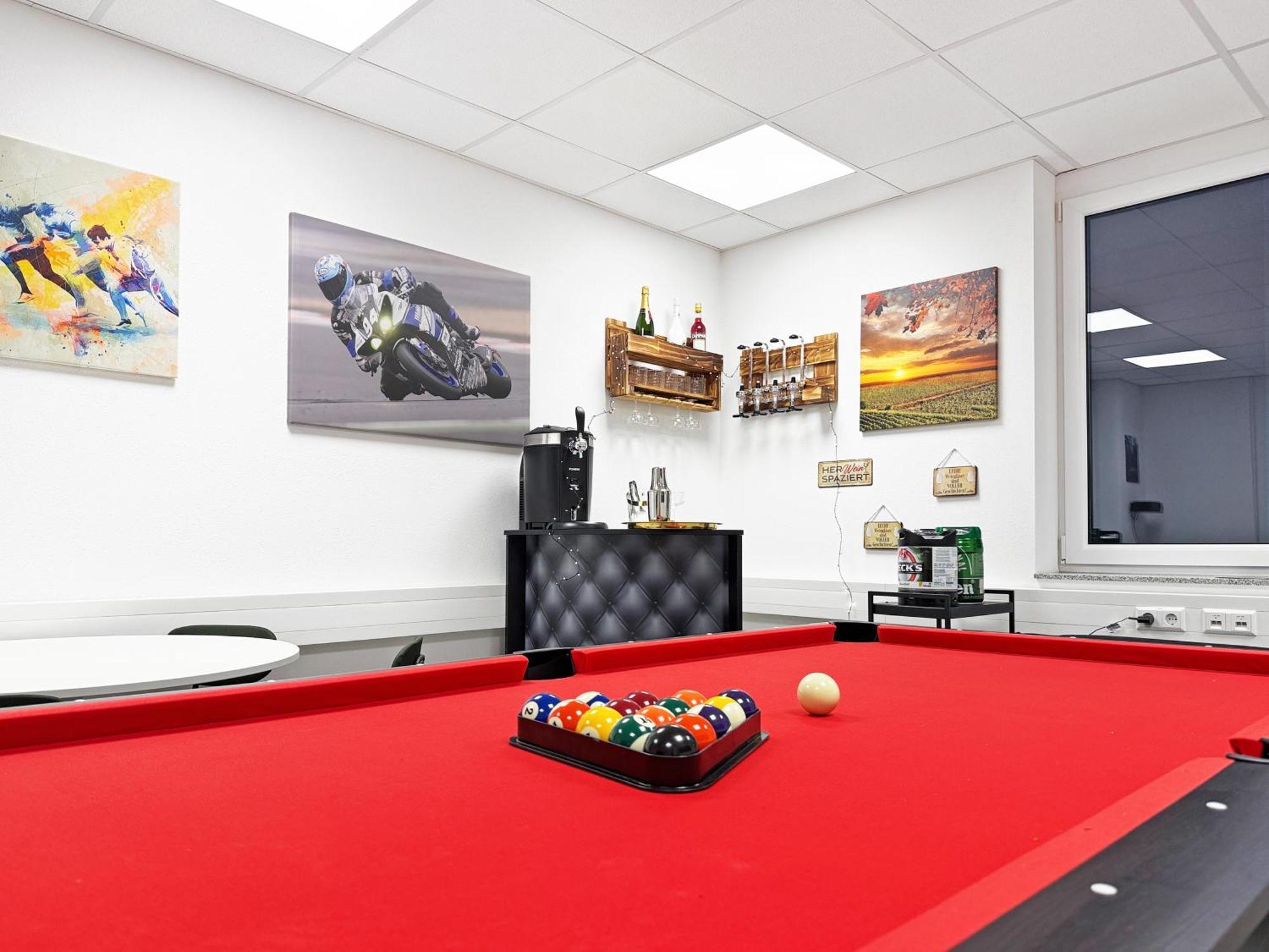 Group Friendly Comfort Central Stuttgart Apartment Екстер'єр фото